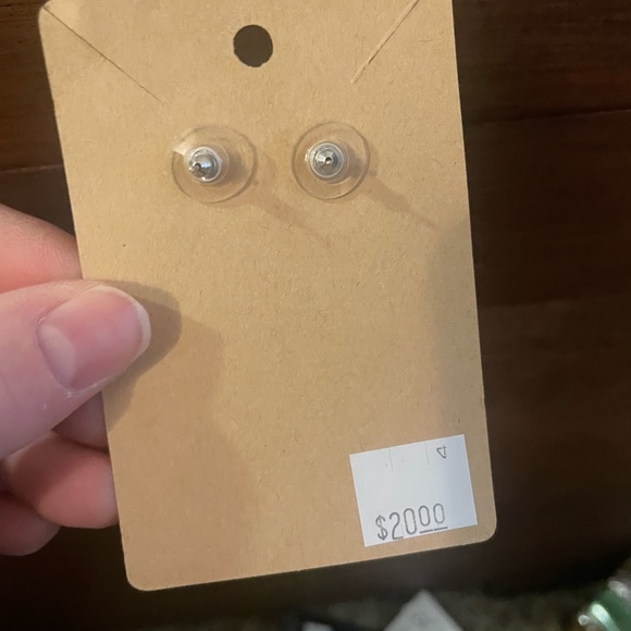 Burst Earrings. - Picture 3 of 3